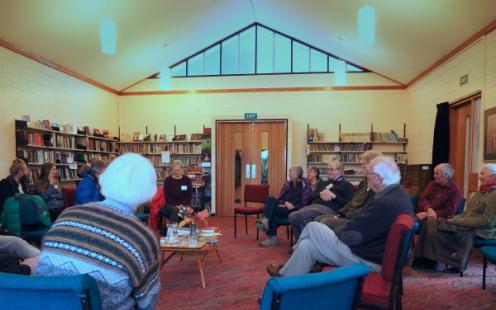 Dunedin Quaker Meeting for Worship Interior