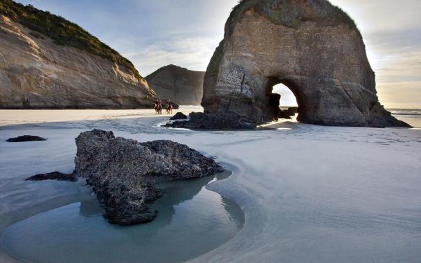 Golden Bay